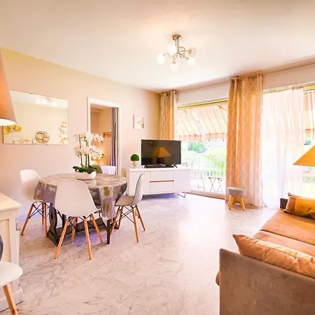 Eden Parc F4 Standing Apartment